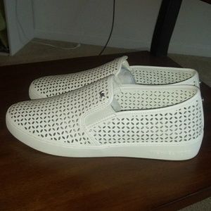 Slip on sneakers